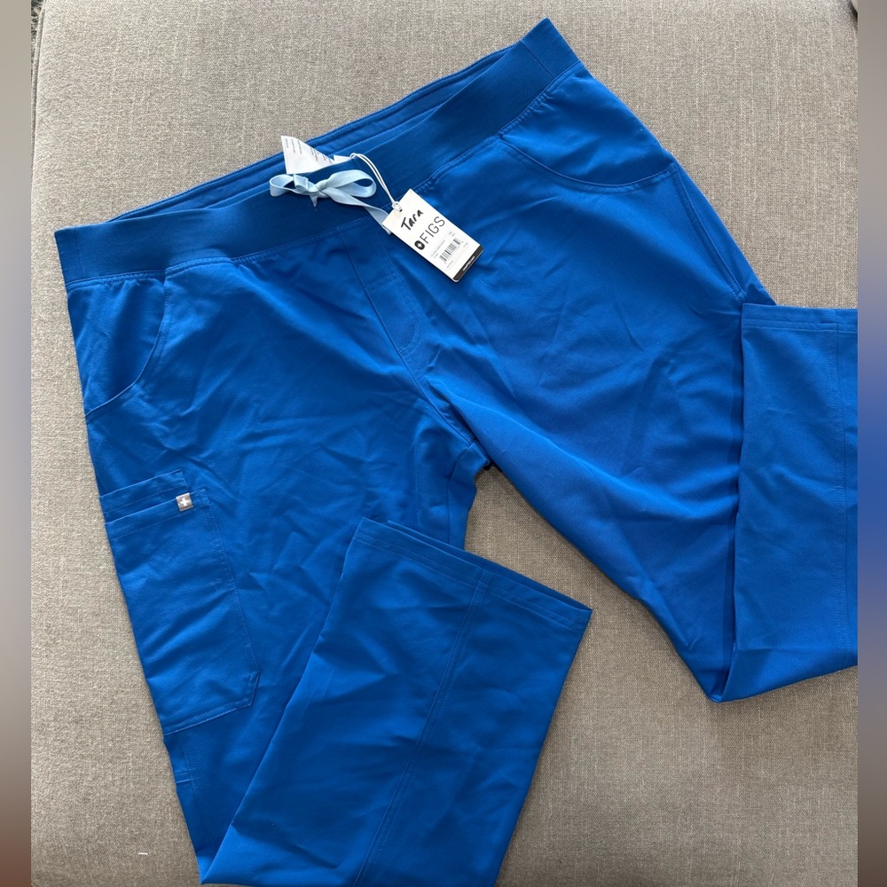 NWT Figs Kade Cargo Vibrant Blue Scrub‎ Pants Scrubs